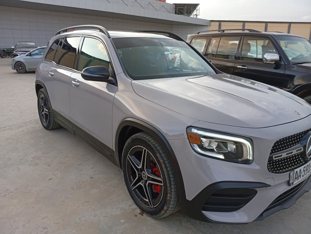Mercedes Benz GLB 250 4MATIC