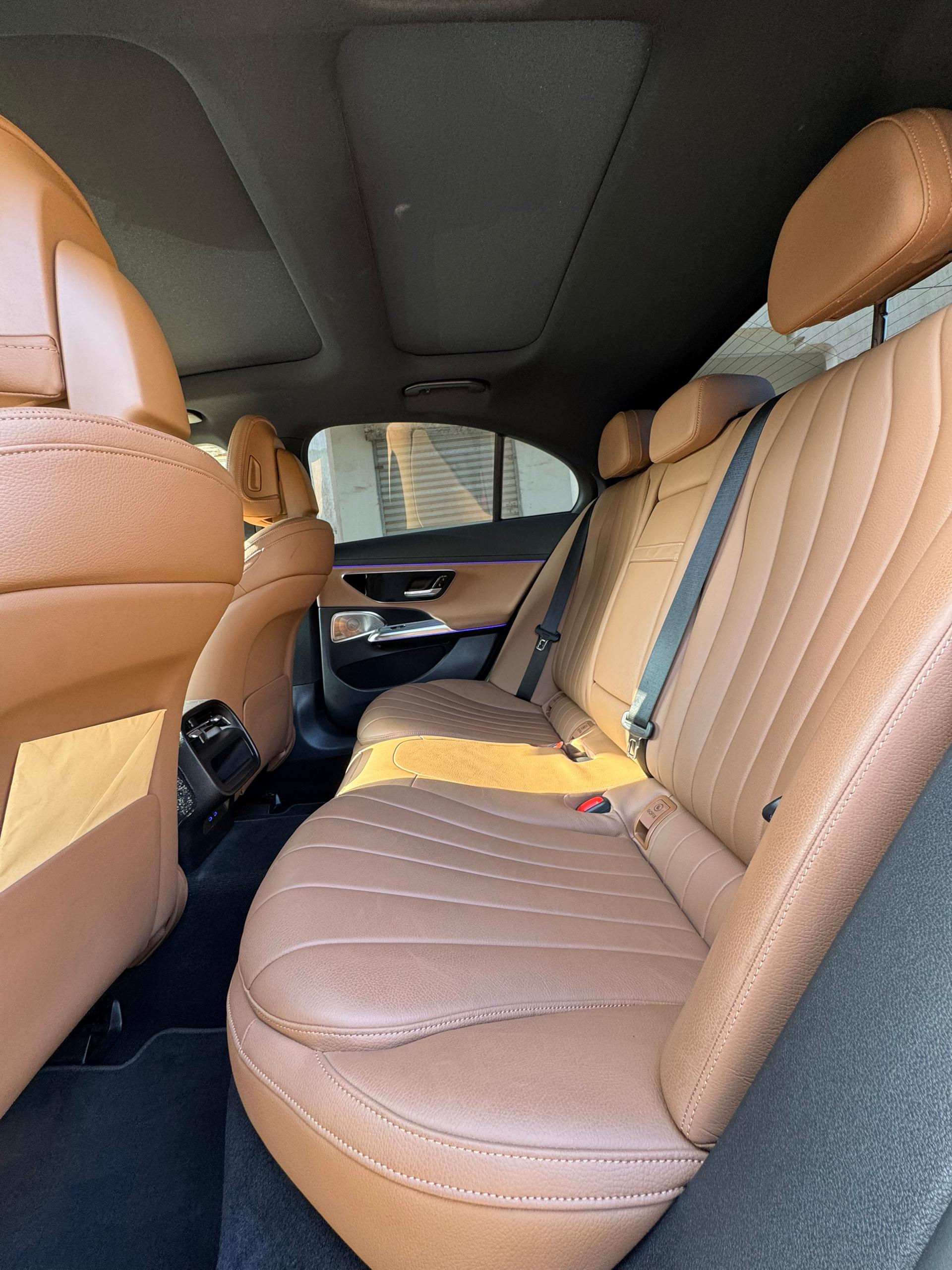 MERCEDES E350 4MATIC