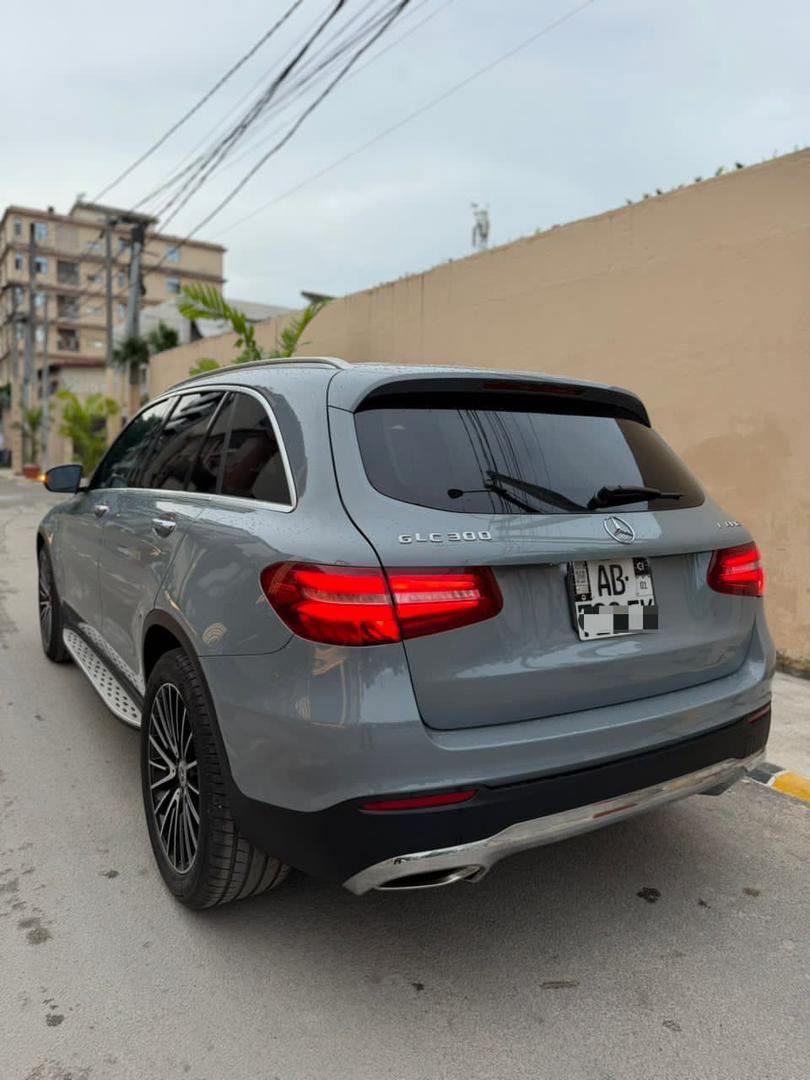 Mercedes Benz GLC 300