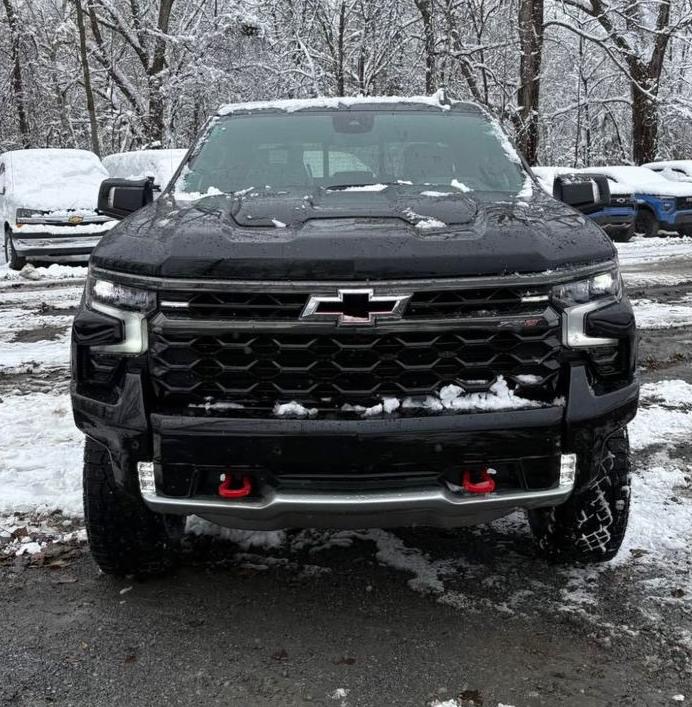 CHEVROLET SILVERADO ZR2