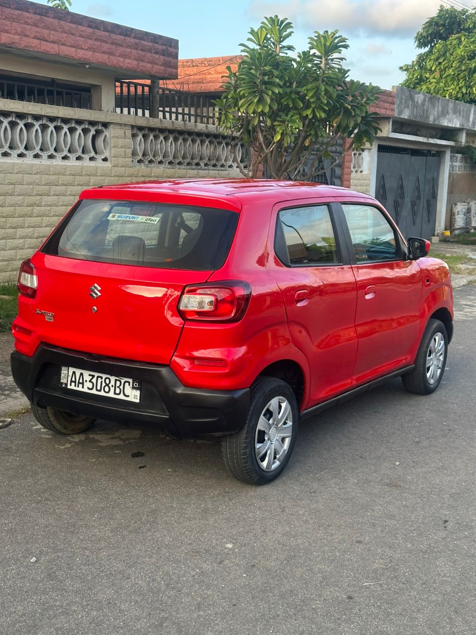 SUZUKI S-PRESSO