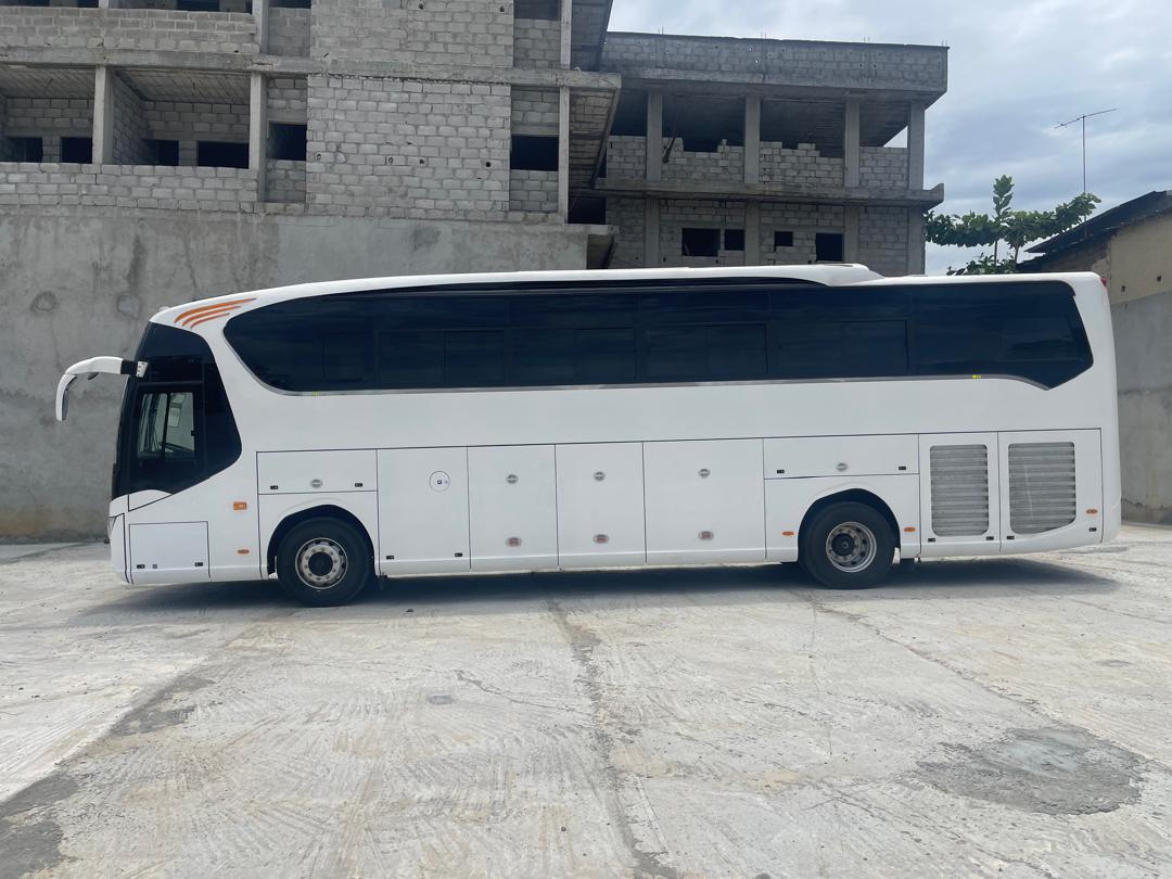 AUTOCAR / BUS ASIASTAR YBL6125H MOTEUR ARRIERE 53 - 65 PLACES