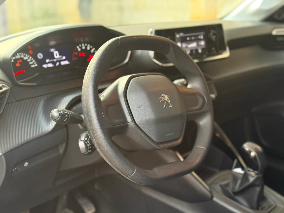 PEUGEOT 208 HORS TAXE 2022