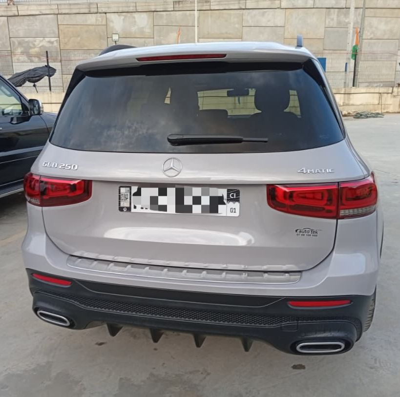 Mercedes Benz GLB 250 4MATIC