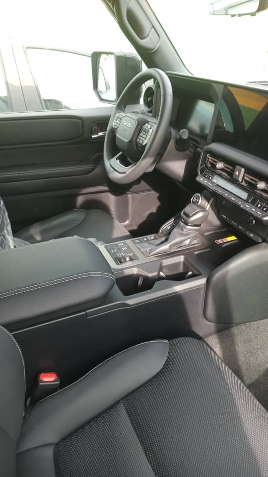 TOYOTA PRADO NEUF