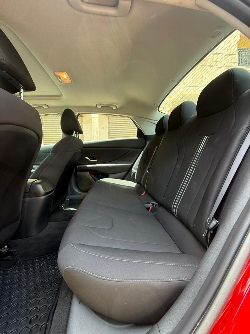 Hyundai Elantra 2022
