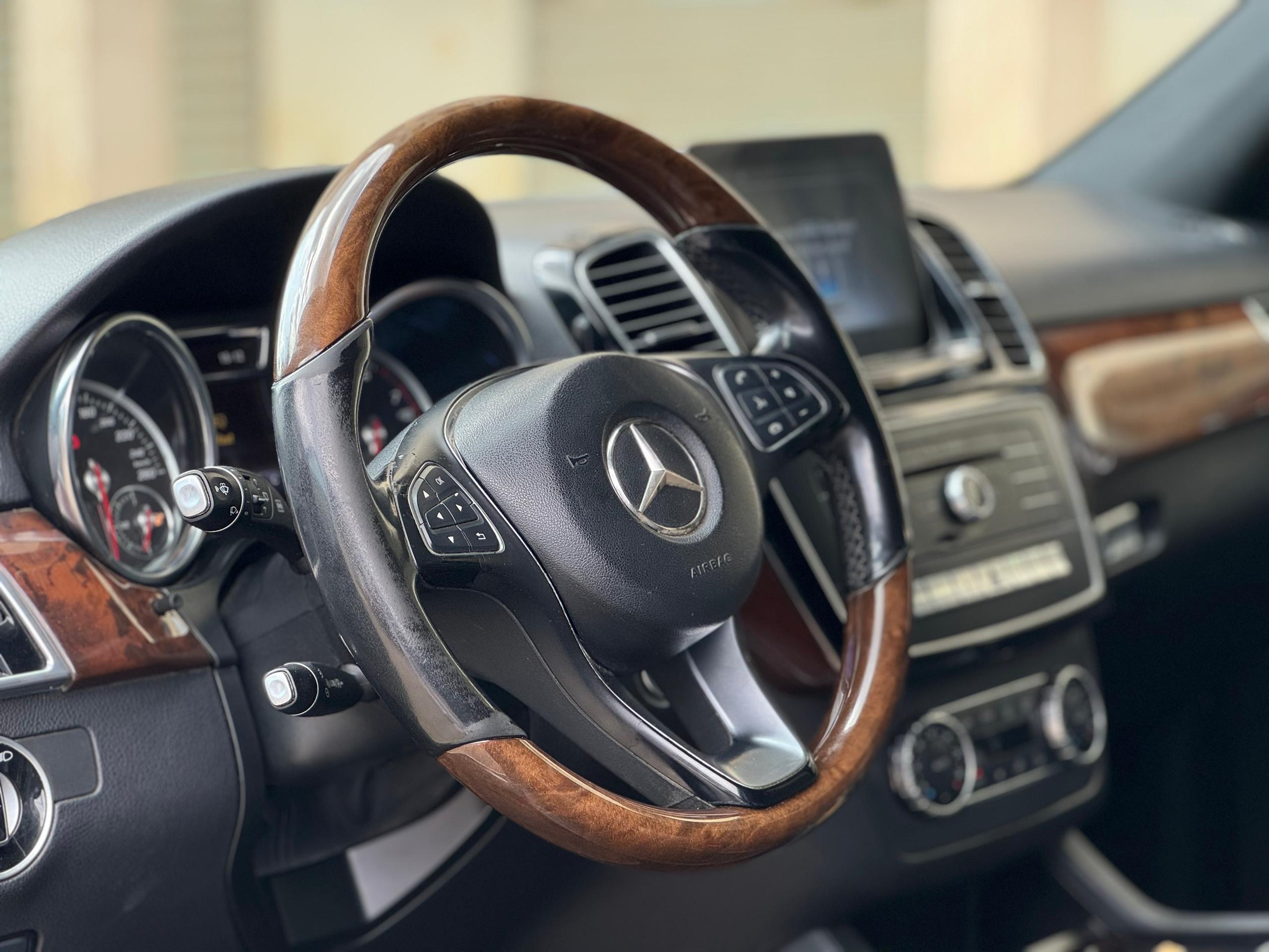 MERCEDES GLE 400