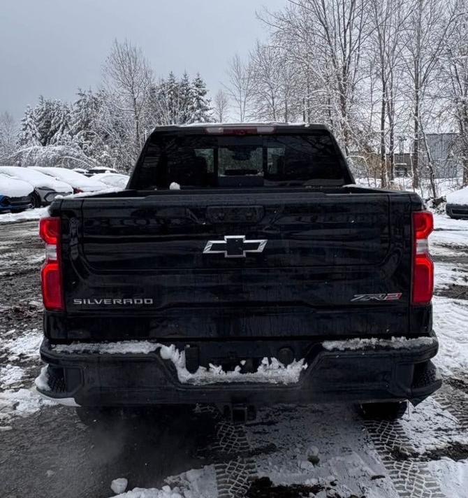 CHEVROLET SILVERADO ZR2