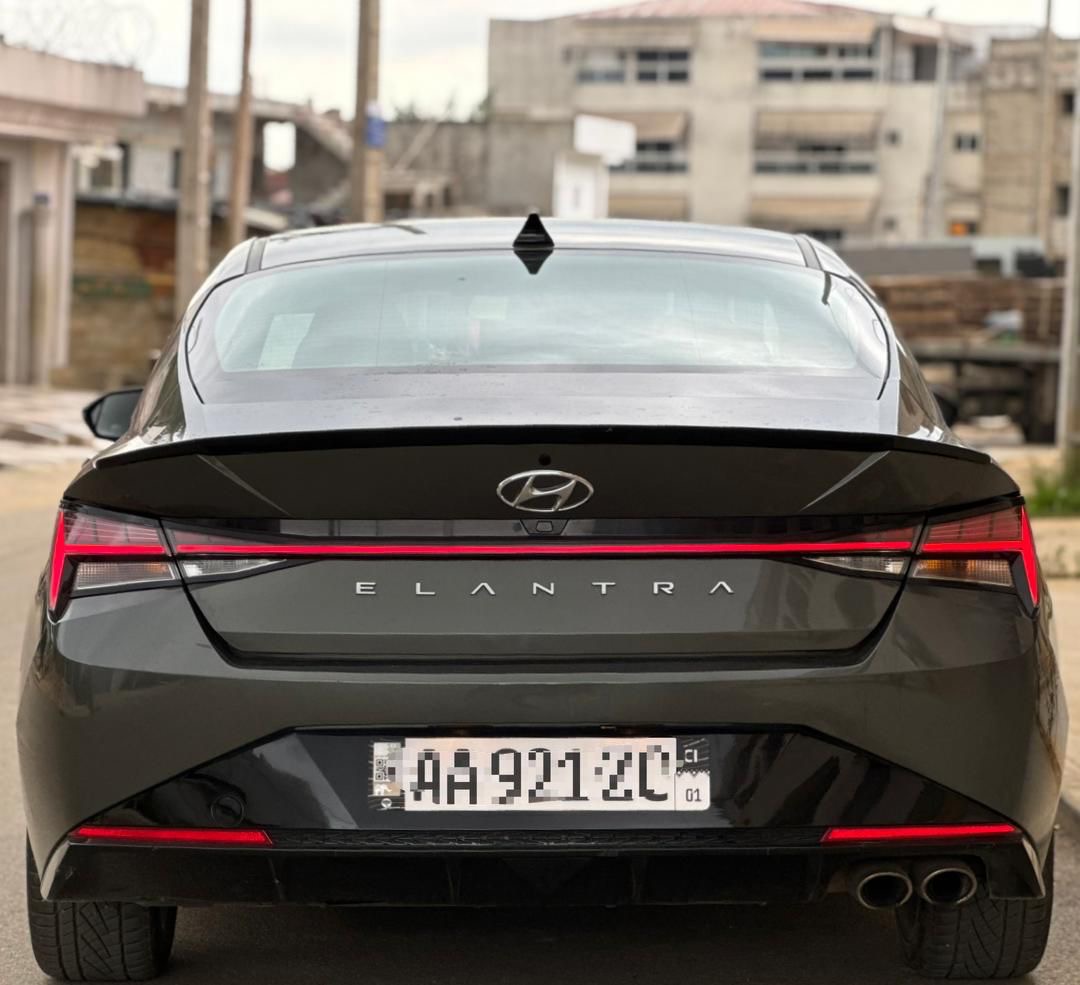 HYUNDAI ELANTRA 2021