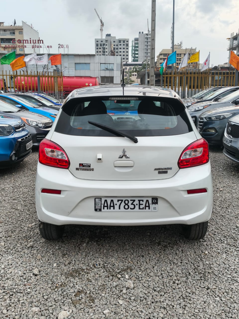 MITSUBISHI MIRAGE 2019 ESSENCE BVA PRIX DE VENTE 5 800 000 FCFA