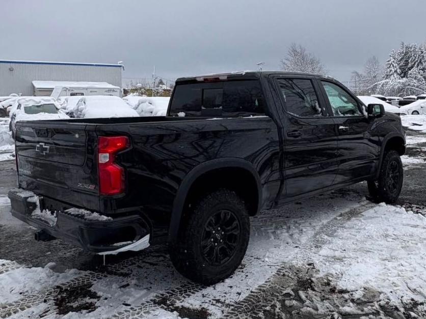 CHEVROLET SILVERADO ZR2
