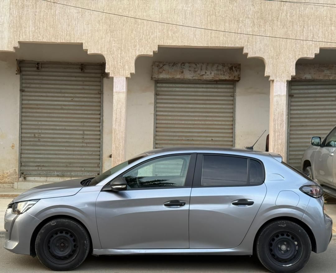 PEUGEOT 208 HORS TAXE 2022