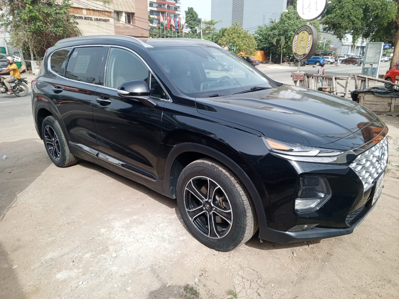 HYUNDAI SANTA FE 2019 ESSENCE 2.4L EXCELLENT ETAT GENERAL